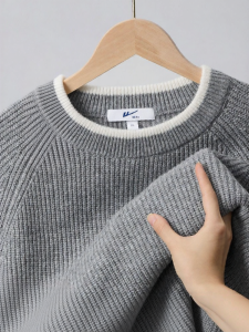 Warrior | Autumn Winter 2025 New Knit Sweater Mock Layer Crew Neck Inner Wear