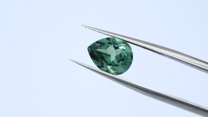 8x10mm Pear Green Sapphire Loose Gemstone Pear Cut Custom Jewelry Projects AGL Certificate