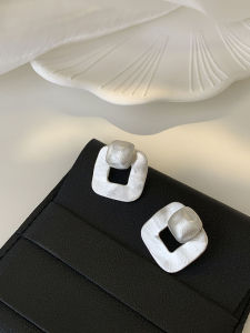 Midi S925 Silver Needle High-End Frosted Metal Square Earrings Womens Minimalist Style Ear Jewelry Pair of Two-Way Wear