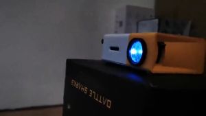 YG300: The Ultimate Portable HD Video Projector for Your Home Entertainment