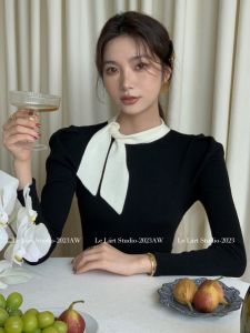 Áo Len Dệt Kim Cổ Chun Kiểu Pháp Màu Tương Phản Thanh Lịch Thanh Lịch Kiểu Pháp Áo Len Nữ Mùa Thu Phong Cách Mới Cổ Điển Thanh Lịch