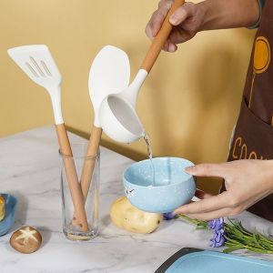 Spatula Set Silikon Gagang Kayu/ Spatula Utensil/ Peralatan Masak