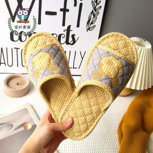 New Arrival Pure Cotton Fabric Thickened Couple Slippers for Women Spring & Fall All Year Round Indoor Home Silent Anti-Slip Foot Care Floor Slippers