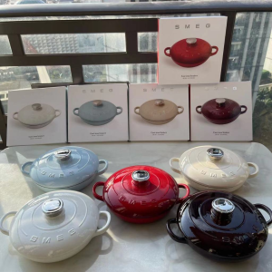 🔥SMEG Enamel Pot Soup Pot 24cm Large Capacity Soup Pot Double Ear Stewed Pot Non stick Pot Household Small Pot