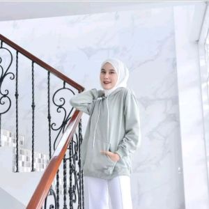 HOODIE/HOODIE ZIPPER/HOODIE POLOS/HOODIE WANITA AESTHETIC