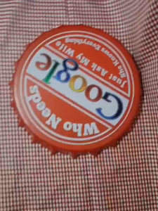 Decors and Beyond 30cm ICON Vintage Tin Bottle Cap/Crown Wall Decor