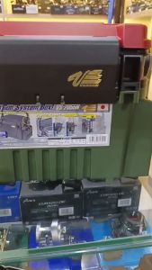 กล่องใส่อุปกรณ์ตกปลา Versus รุ่น Run Gun สี Green Two-Tone 7055 / 7080 / 7070 / 7090 / 7095