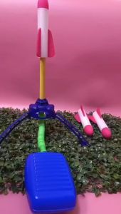 SSP Flashing Flying Rocket toy for kids Foot-operated launcher Angle-adjustable children outdoor sports