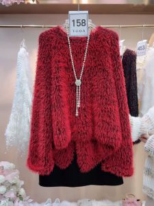 เสื้อสเวตเตอร์ถักระดับพรีเมียมสําหรับผู้หญิงเสื้อสเวตเตอร์สไตล์ดีไซเนอร์พร้อมคอกลมสั้นคลุมเครือและนุ่มอเนกประสงค์สําหรับฤดูใบไม้ร่วงและฤดูหนาว