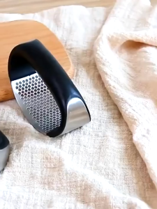 Dụng cụ dập tỏi ép tỏi Nghiền tỏi inox