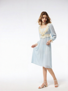 Mybody | French Lace V-neck Ruffled Hem Sleep Dress
