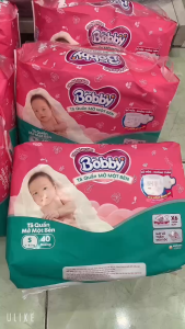 Tã quần bobby mở một bên dành cho bé sơ sinh dể mặc siêu thấm hút  chống tràn cho bé 4-10kg - Bĩm quần bobby mở một bên cho bé