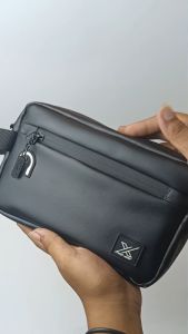 Hand Bag Pria DM30 | Dompet Tangan Kulit Sintetis Spesial Coklat | Coluth Best