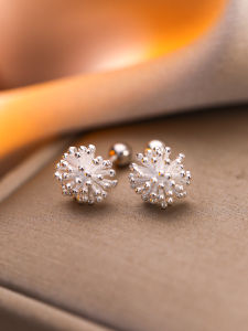 Miss Z 999 Pure Silver Dandelion Earrings Womens Sleepwear-friendly Ear Jewelry New Fashion Trend  out the Box Silver Accessories