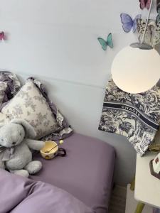 ชุดเตียงสี่ชิ้นสำหรับสาวสไตล์เจ้าหญิงชุดเครื่องนอนสไตล์เกาหลีสดใสชุดผ้านวมลูกไม้สำหรับหอพักชุดผ้าปูที่นอนสามชิ้น