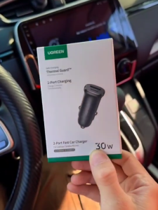 ของแท้ UGREEN 30W Car Charger Type C Fast Charger Adapter for iPhone 15 14 13 Pro Max Samsung S24 S23 Huawei Xiaomi Vivo Honor