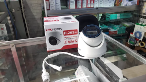 Camera IP HIKVISION Dome có dây 2MP-1080p Vỏ nhựa H.265+ Hồng ngoại 30m PoE - DS-2CD1321G0-I