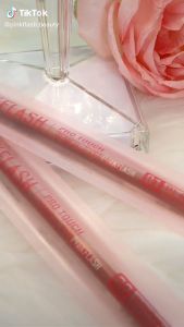 PINKFLASH #InfallibleLine Hyperfine Pro Touch Pencil Eyeliner Tahan Air Tahan Lama Pigmen Tinggi