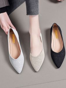 Spring 2024 Womens Pointed Toe Flat Shoes Elegant Versatile Simple Work Shoes Fashionable Popular Shiny Trendy Shoe Inserts