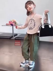 Top Fashion Baju Anak Perempuan Lucu Usia 1-5 Tahun: Setelan Baju Crop dan Celana Panjang Cargo Anak Perempuan by Yuin.Kids Pakaian Model Anak Korea Terlaris