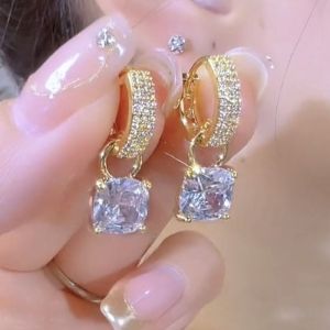 Elegant Fashionable Full Diamond Womens Earrings Premium Sensation Lightweight Dangle Studs Stylish Accessory