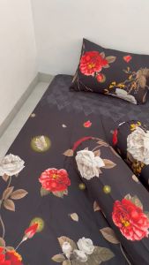 SPREI MOTIF BUNGA FLOW BERKWALITAS NYAMAN SET SARBAN SARGUL