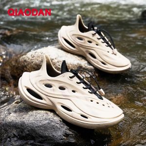 Qiaodan ทนต่อการเสียดสีไม่ลื่นกลางแจ้งสำหรับผู้ชายรองเท้าลุยน้ำระบายอากาศได้ดี QXL1032420001R