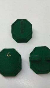 DISPLAY โชว์เครื่องประดับ สำหรับ ต่างหู แหวน จี้ สีเขียว ขนาดเล็ก ขนาด ก3.9xส2.5 cm.