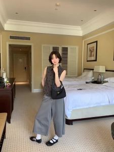 Retro High Waist Flared Capri Jeans