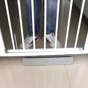 DIODIY Adjustable Baby Safety gate Baby Fence Dog gate  barrier indoor Auto Lock Baby Gate Stair Door Guard Gate For Kids/Pet