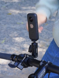 Ulanzi CM025 Bike Motorcycle Handlebar Clamp Mount Holder Adapter 360° Rotating for I nsta360 GoPro Hero 12 11 10 9 8 DJI Action Camera