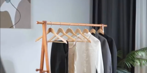 Solid wood hanger clothes hanger wardrobe wooden wood clothes hanger household wooden hanger