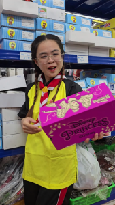 ฟรีถุงเท้า!! รองเท้านักเรียนหญิงลาย Cinderella แบบล็อค ยี่ห้อ Kenta (ลิขสิทธิ์แท้) แถม1ถ.ขาว