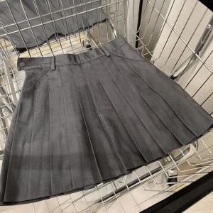 กระโปรงสั้นทรงเอเอวสูง ผ้าโพลีเอสเตอร์ผสมคอตตอน กางเกงกระโปรงสั้นป้องกันแสง กระโปรงสั้นทรงเอสไตล์เกาหลีสำหรับผู้หญิง