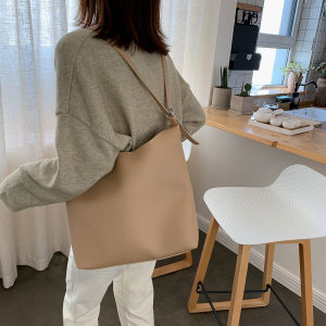 Trendy Large Capacity Womens Shoulder Bag Bucket Handbag Fashionable Casual Soft PU Leather Retro Style Single Strap Bag