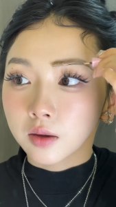 Mascara Chân Mày Lâu Trôi Tạo Màu Tự Nhiên Định Hình Sợi Mày Sắc Nét Suốt Cả Ngày Dành Cho Tất Cả Chị Em