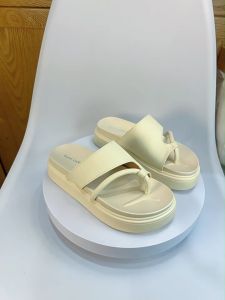 Slippers For Women Wearing On The Beach In Summer New Anti Slip And Height Increasing Outdoor Shoes