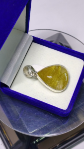 จี้ไหมทองเข้าตัวเรือนเงิน