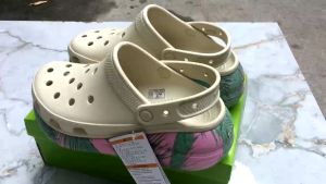 CrocsFanClub - Sục Crush đế cao nam nữ model 2023 tặng 10 jibit ngộ nghĩnh - PB127 về thêm màu mới KaKi đế hồng lá