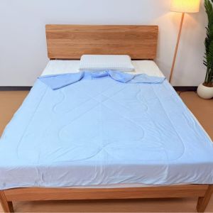 Cool Sensation Summer Air Conditioned Ice Silk Washable Thin Quilt Single Layer Summer Lightweight Polyester Fiber Filled