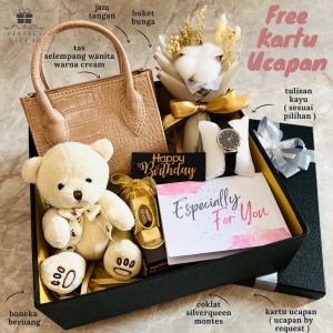 Kado Ulang Tahun & Anniversary: Hampers Ultah Bunga Boneka