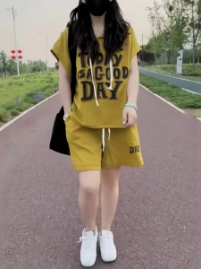 Shalldoer | Bộ đồ hai mảnh thường ngày mùa hè cho nữ có mũ trùm đầu và tay ngắn in họa tiết quần short năm điểm