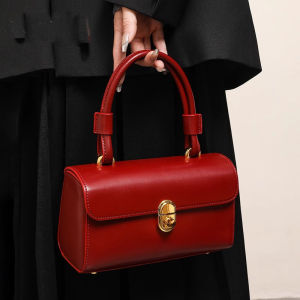 Women Red Square Handbag PU Leather Flip Shoulder Bag High Quality Large Capacity Elegant Multi Functional Crossbody Bag Banquet