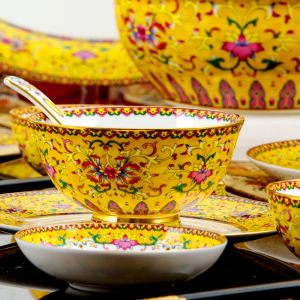 Bộ bát sứ xương phong cách Trung Quốc Thành phố Cảnh Đức Trấn Sản xuất phong cách cung điện phủ men để ăn tại nhà