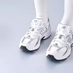 รองเท้า New Balance 530 รองเท้าผู้หญิง New Balance รองเท้าผ้าใบผู้หญิง รองเท้าส้นตึก รองเท้าแฟชันผญ รองเท้าผู้ชาย MR530SG White