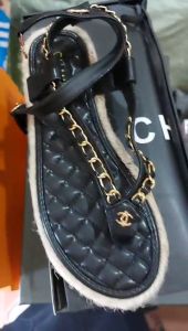 Sandal quai hậu nữ đế cói dép xỏ ngón dây xích màu đen Ana QC