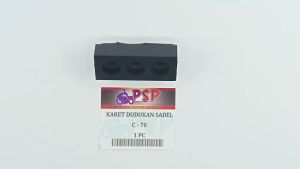 Karet Dudukan Sadel C70 (Kotak): Aksesoris Kendaraan & Peredam Ganjal Pangkon