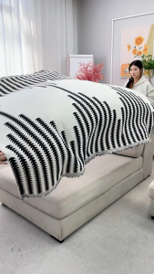 Ins Chenille Slipcover Double Sided Sofa Cover Non-slip Couch Blanket Universal Picnic Sofa Cloth Chenille Couch Cover
