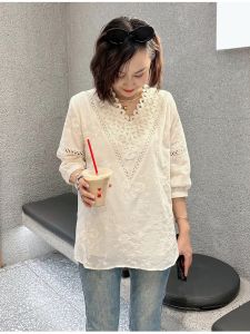 Elegant Embroidery Loose Women Short Sleeve Shirt