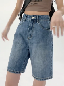 GHAOHES กางเกงยีนส์ขากว้างวินเทจ5ส่วนหญิง รุ่นใหม่ฤดูร้อน กางเกงสั้นเอวสูงหลวมกางเกงมิติกระบอกตรง(V113)